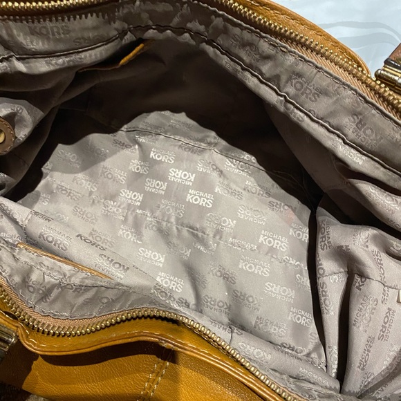 Michael Kors Brown Purse - Picture 8 of 9